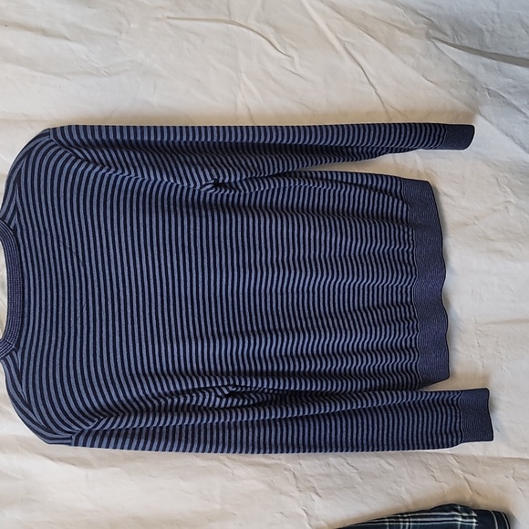 Vince M merino/cotton - Picture 5 of 5